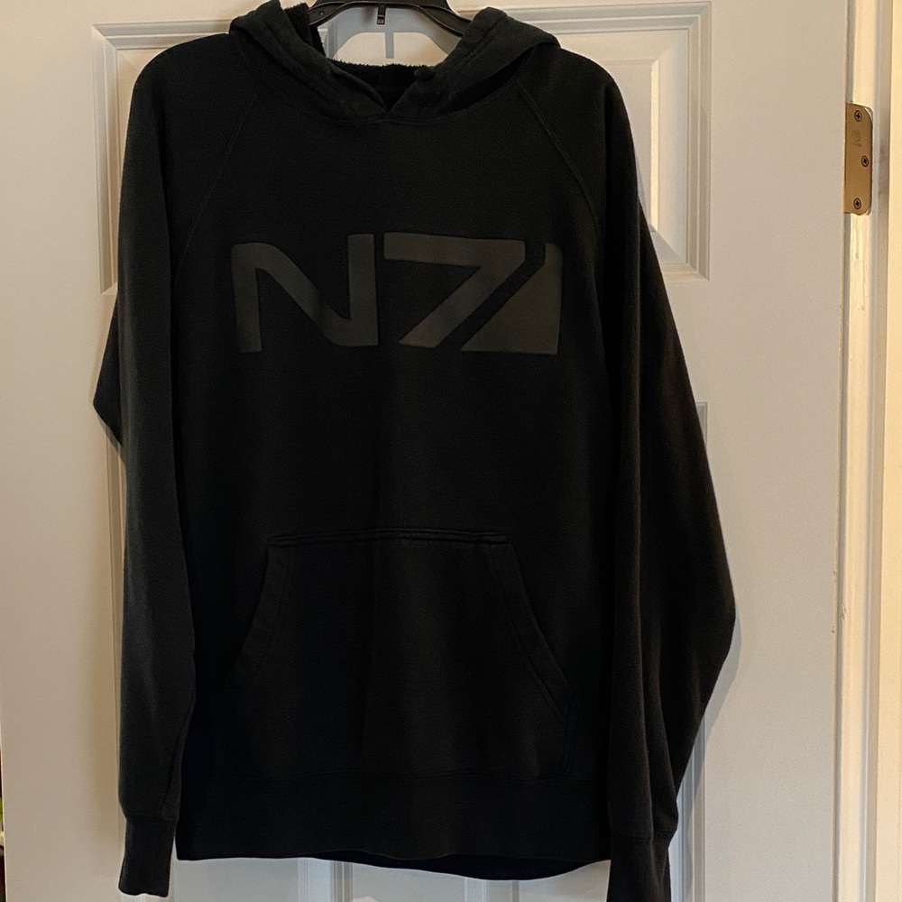 N7 Men’s hoodie